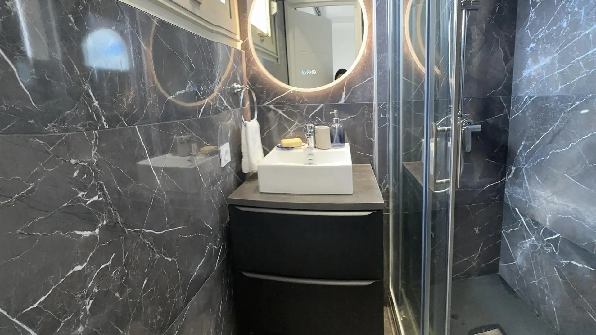 Appartement Luxueux 110M Colle Au Prestigieux Hotel Le Martinez Cannes Apartment